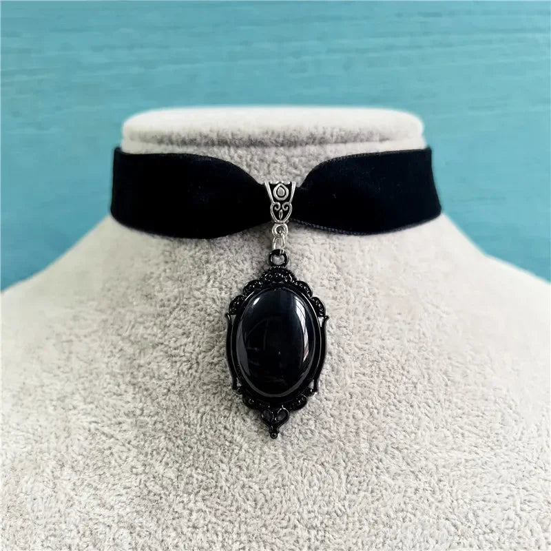 Gothic Vampire Pendant Choker