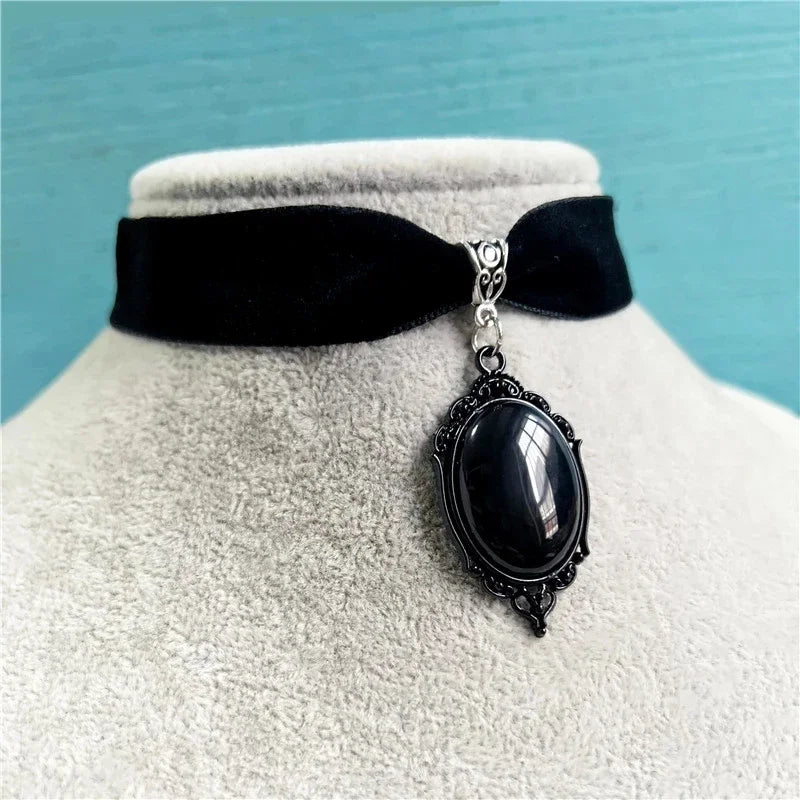 Gothic Vampire Pendant Choker