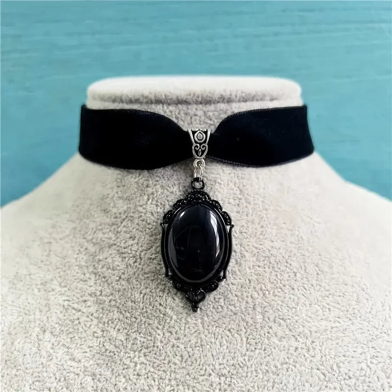 Gothic Vampire Pendant Choker